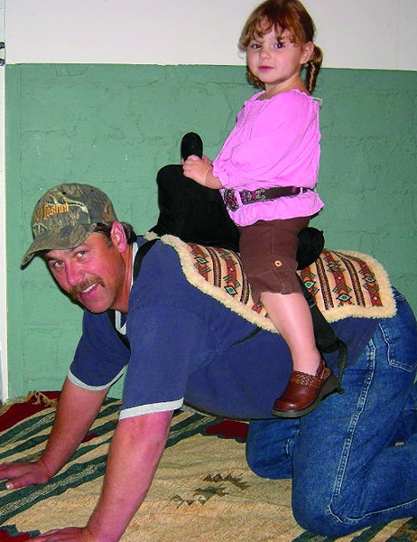 Daddle_462_x_600.jpg